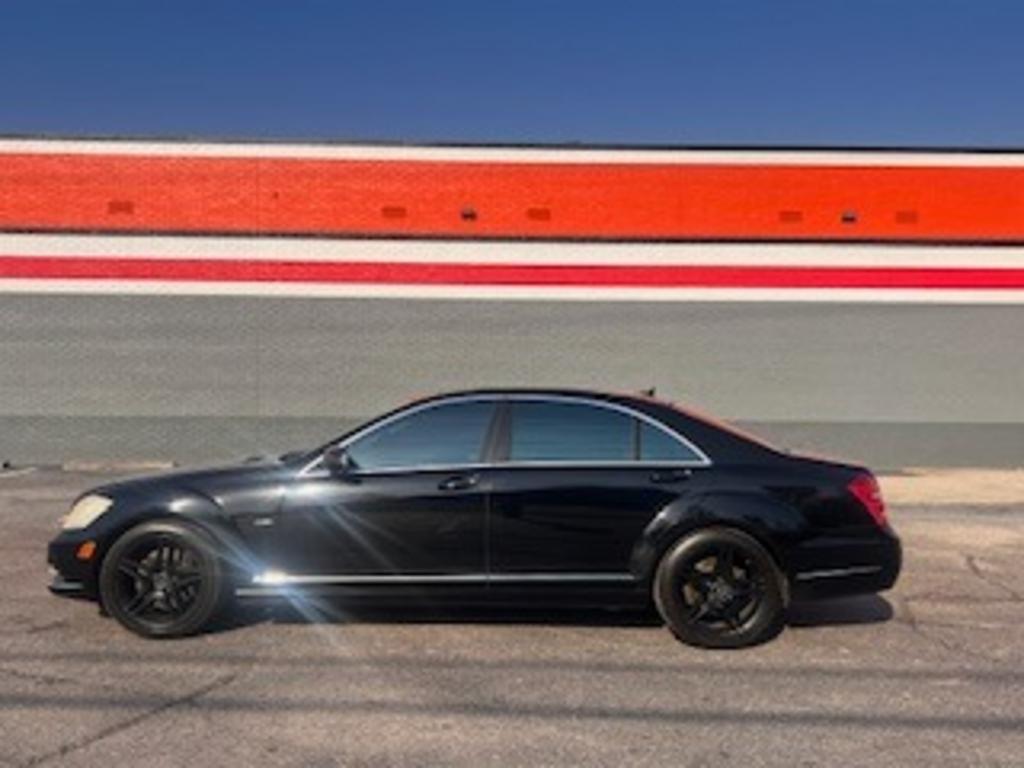 2012 Mercedes-Benz S-Class S550