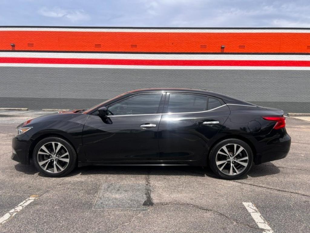 2017 Nissan Maxima 3.5 S's photo